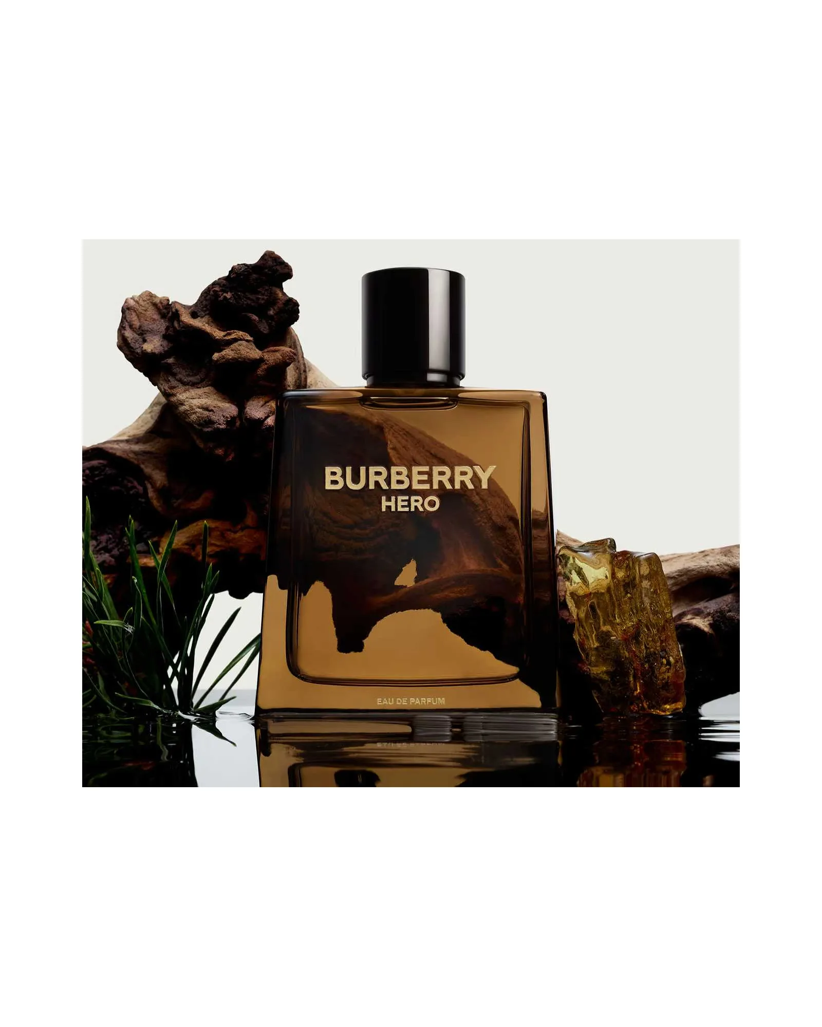 Hero Burberry Eau de Parfum - Perfume Masculino 100ml